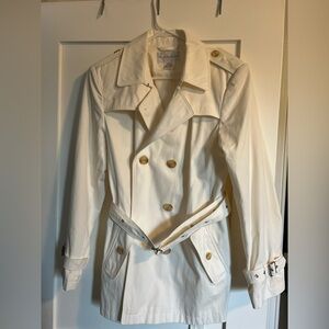 Worthington trench coat
Winter white
Large